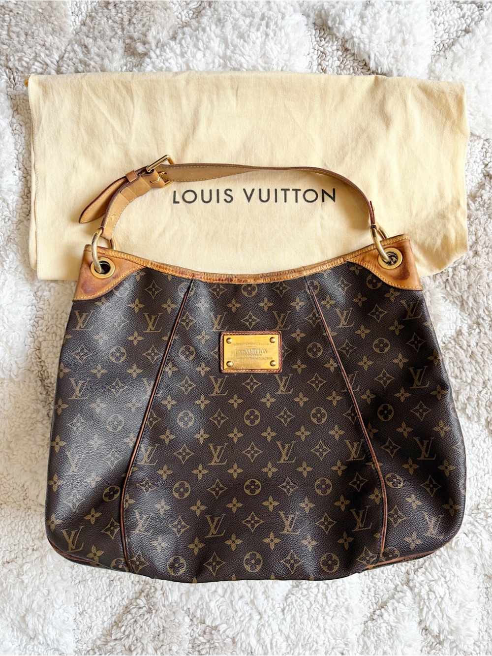 LOUIS VUITTON Monogram Galliera GM shoulder bag hobo + dust bag